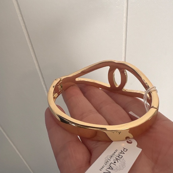 Sunbeam Bracelet - Picture 2 of 2